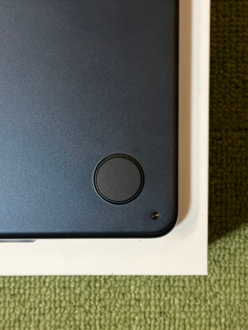 【超美品】早い者勝ちMacBook Air M2 8GB/512GB