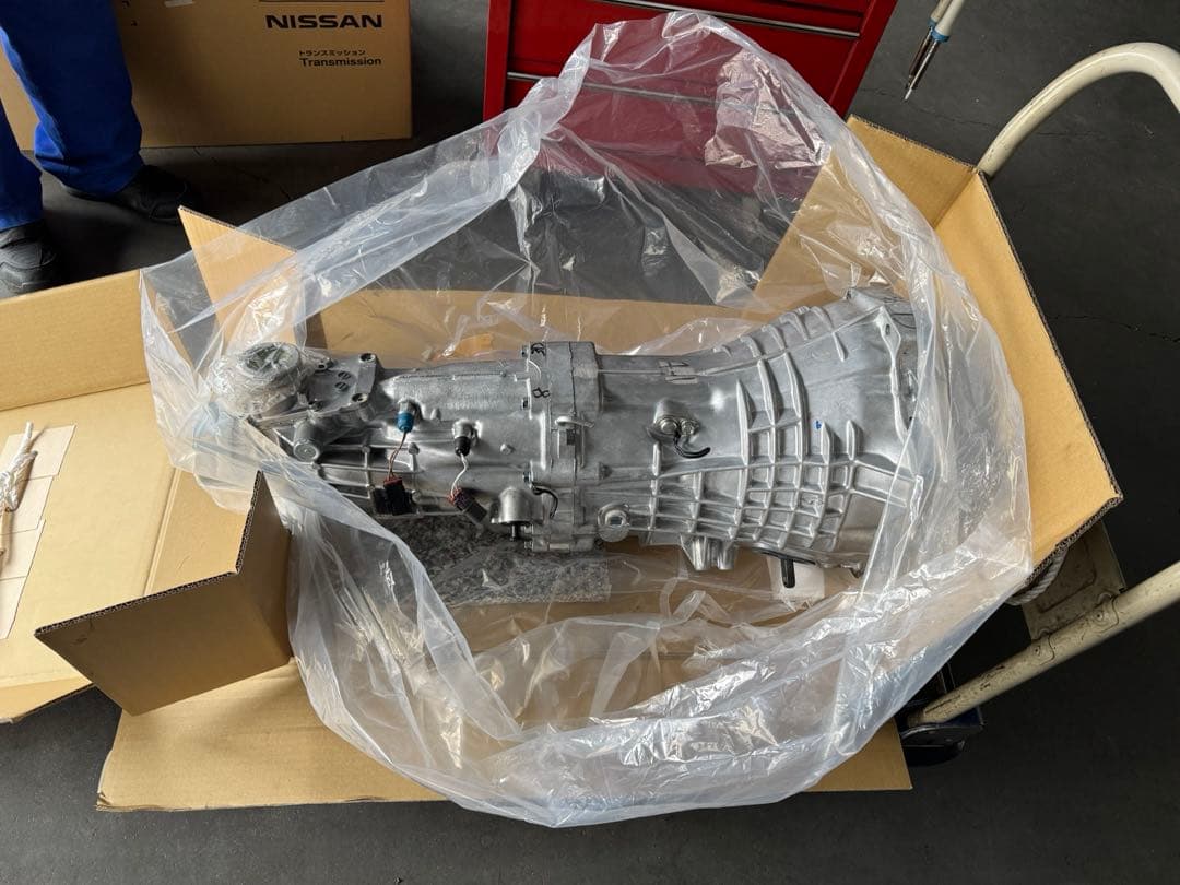 日産　ER34 純正5速マニュアルトランスミッション　品番32010-AA520