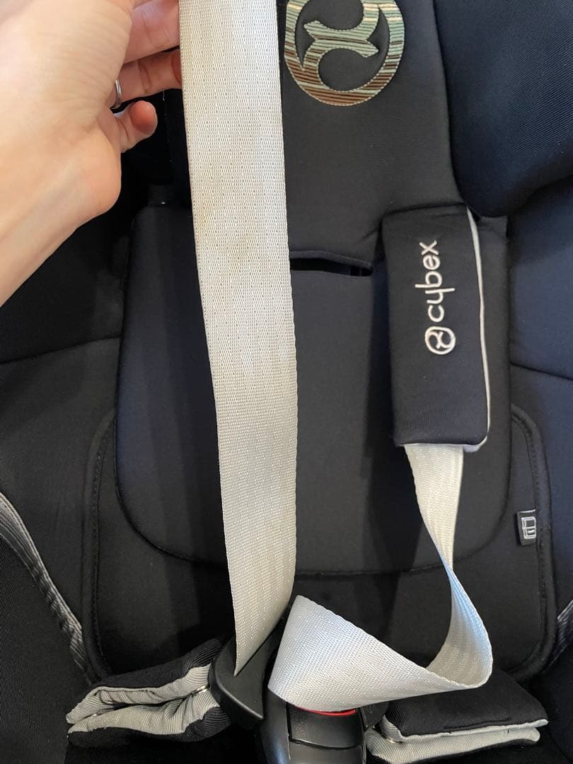 サイベックス シローナS i-SIZE チャイルドシート