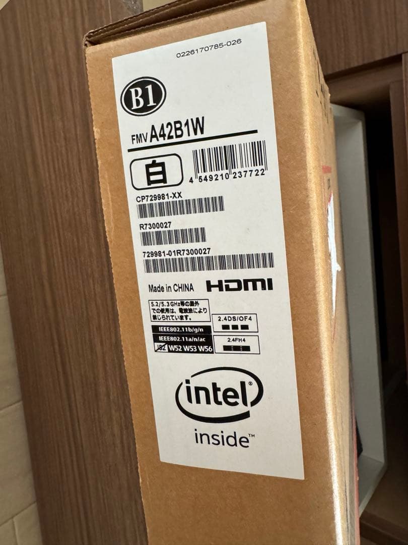 星*♡様 Fujitsu LIFEBOOK ホワイト ノートパソコン　PC 本体