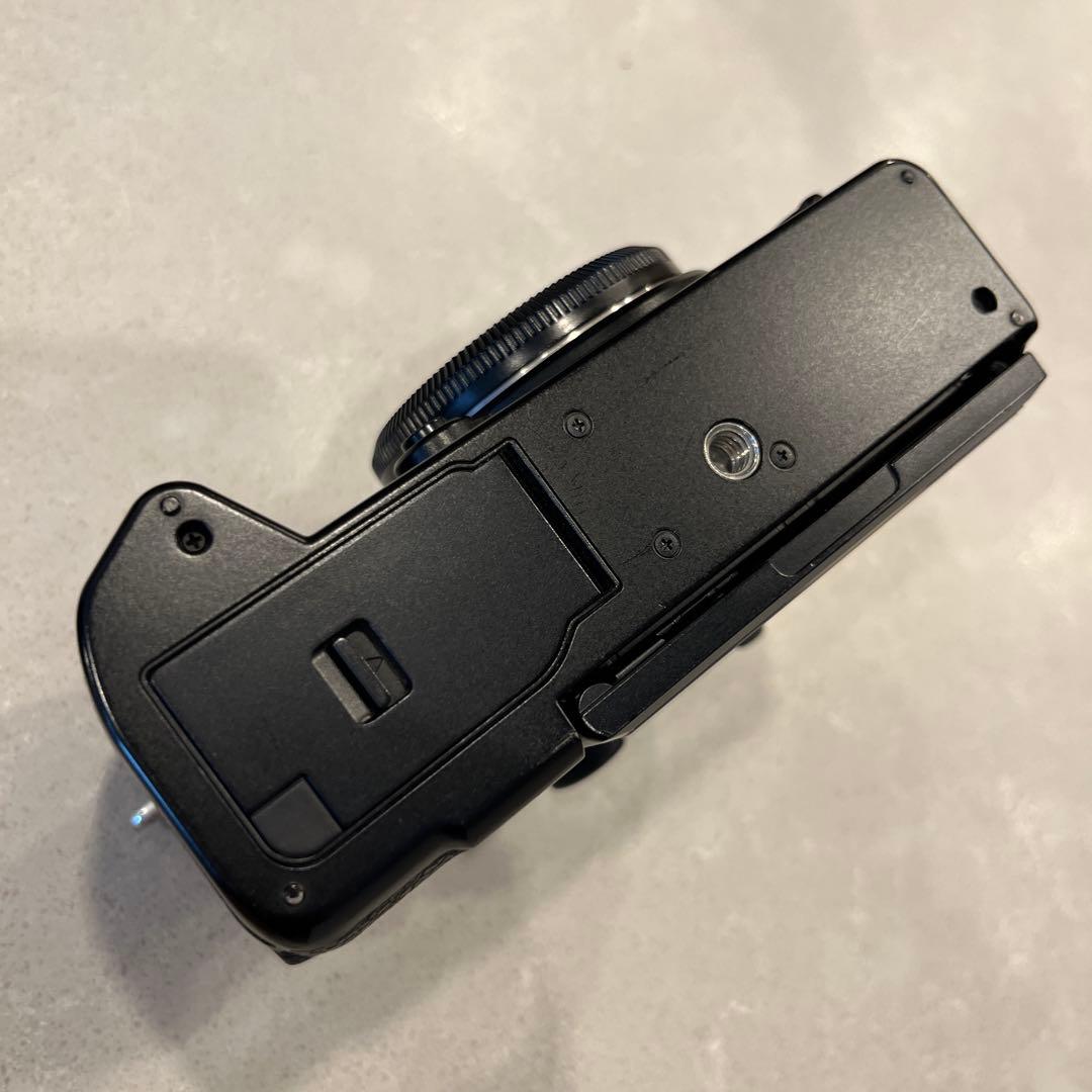 富士フイルム　X-T5 本体(ブラック)