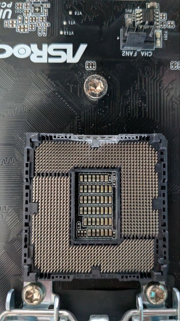 i7-7700K+ H270 Pro4 + Crucial 8GB RAM×2