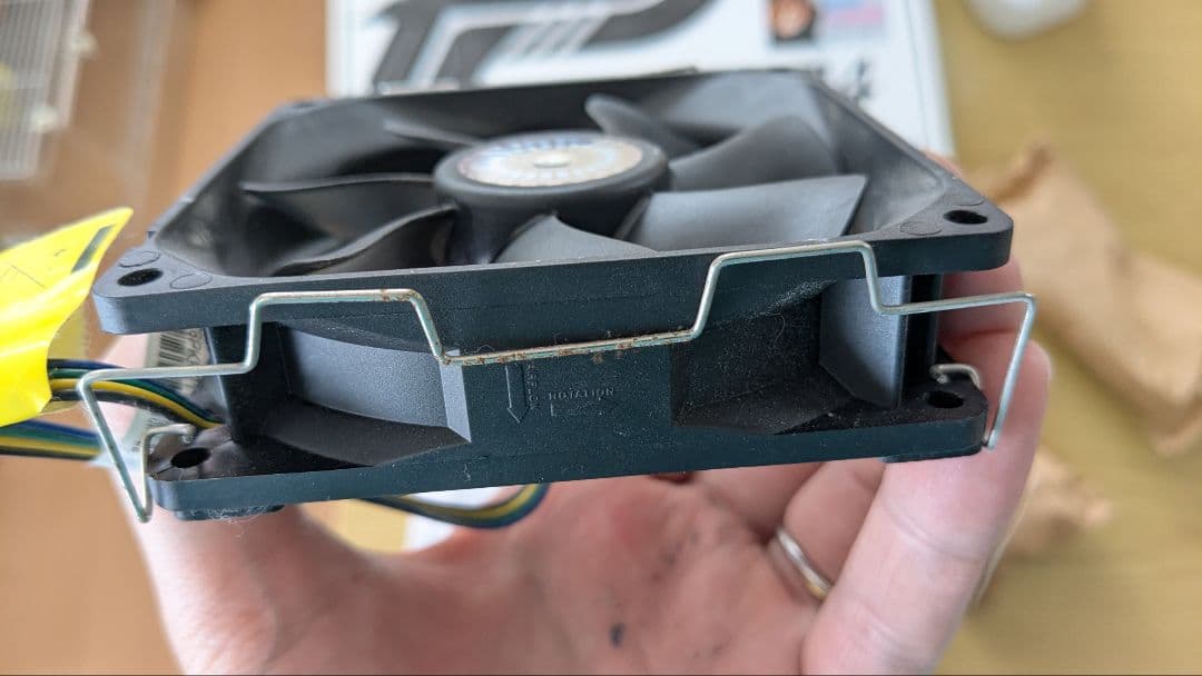 i7-7700K+ H270 Pro4 + Crucial 8GB RAM×2