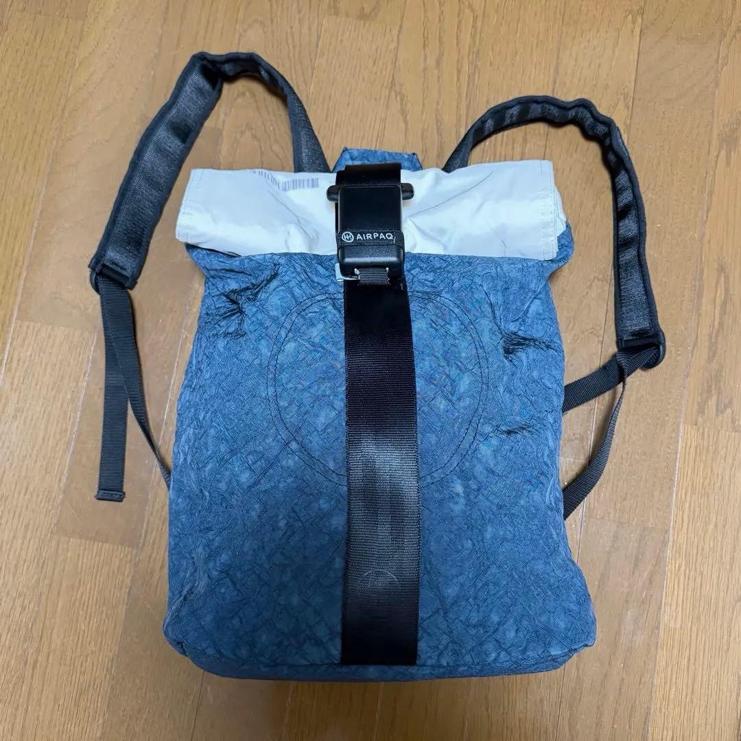AIRPAQ (エアパック) ブルー&ホワイト バックパック