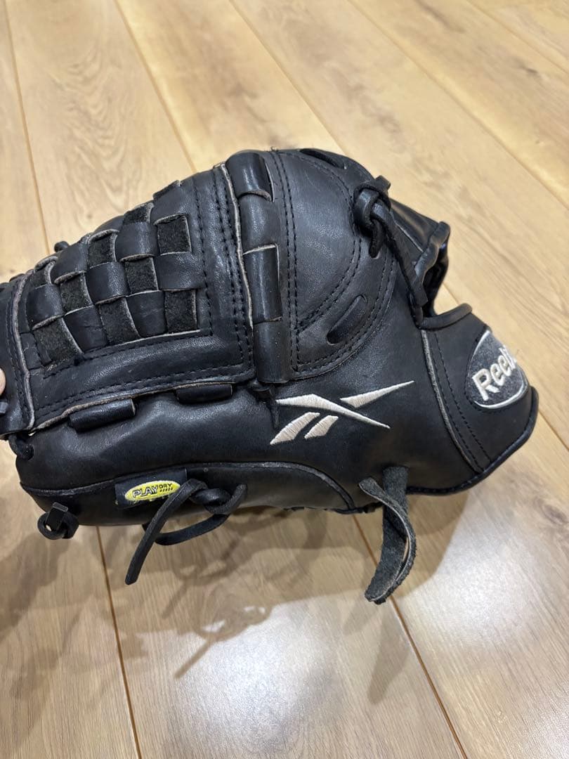 リーボック一般硬式投手用グローブ！廃盤品！海外限定モデル！
