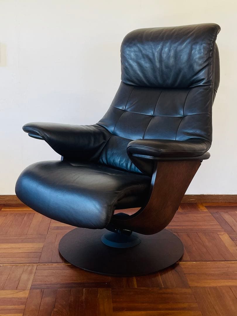 カリモク THE FIRST ザ ファースト リクライニング チェア オットマン