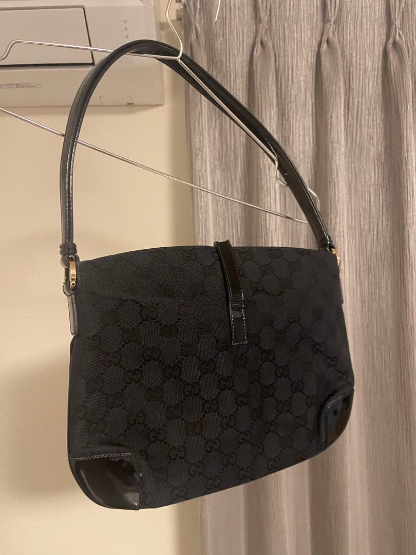 グッチ　ショルダーバッグ