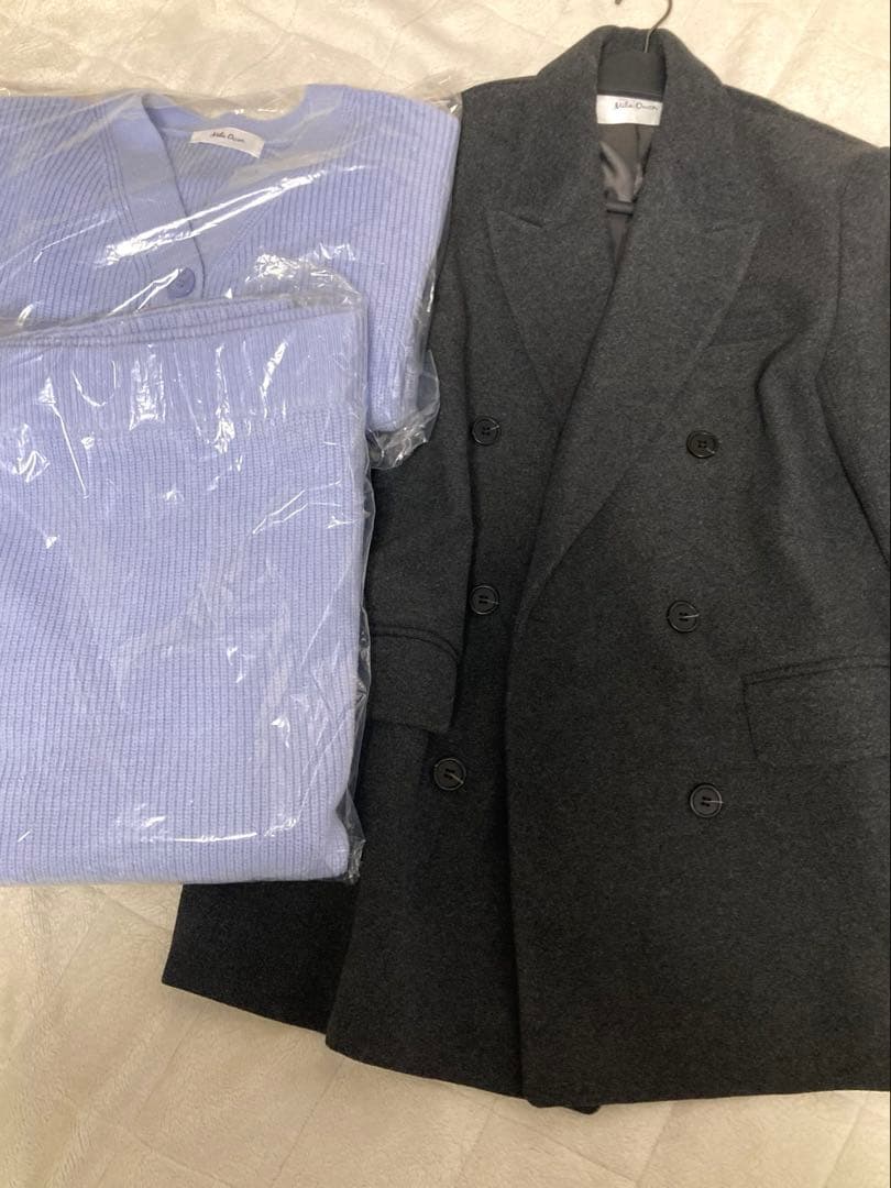 ダークグレー ダブルブレストジャケットとカーディガンセット