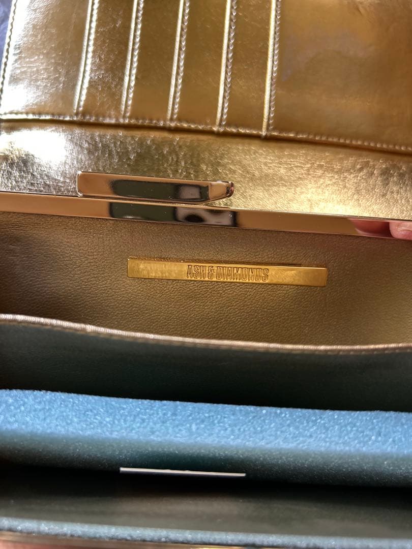 新品 ASH & DIAMONDS 長財布 ピンクグリッター　ストラップ付