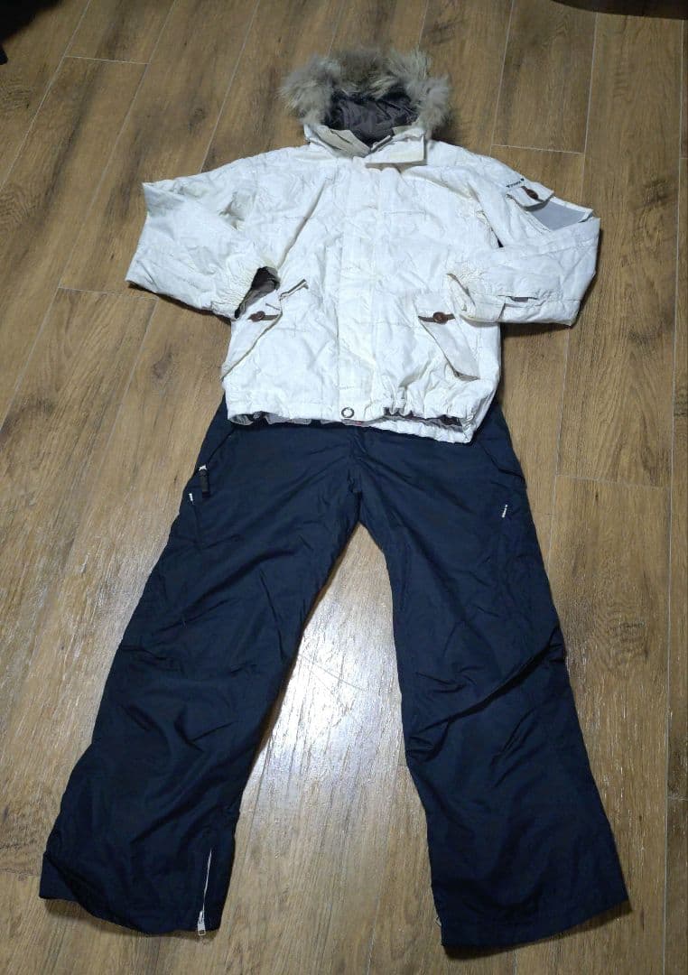 スノーボードウェアセット 女性用　ベージュ　ブラック　prowess ミズノ