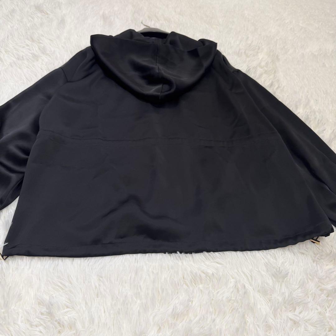 美品 2023年 グレースコンチネンタル トリアセサテンフーディー ブラック