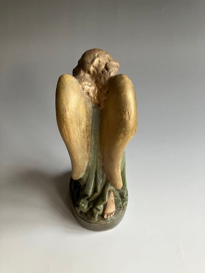 祈りの天使の像　アンティーク