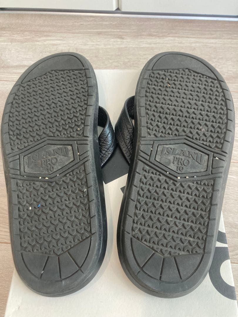 アイランド　スリッパ　オールブラックレザーサンダル　10