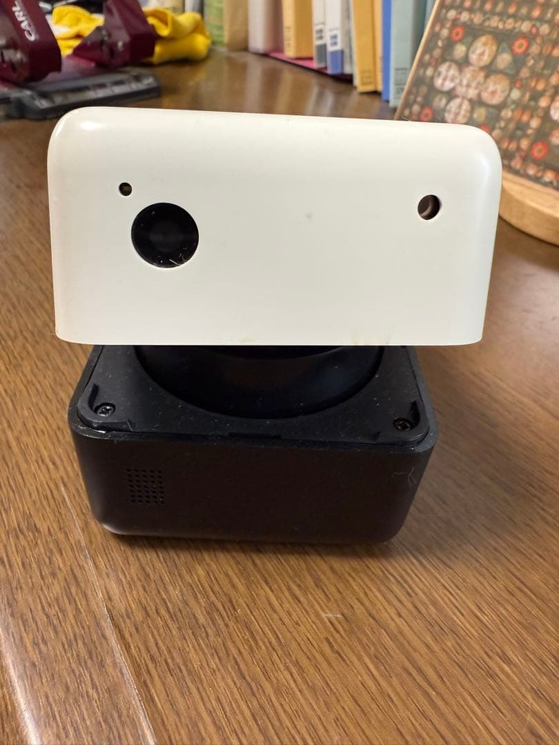 PLEN Cube (顔認証AIアシスタント)