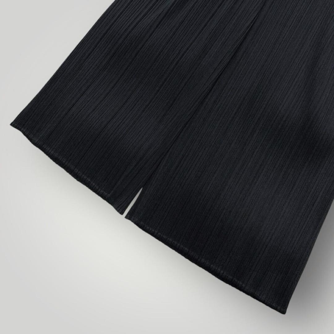 [良品] プリーツプリーズ イッセイミヤケ プリーツパンツ ブラック