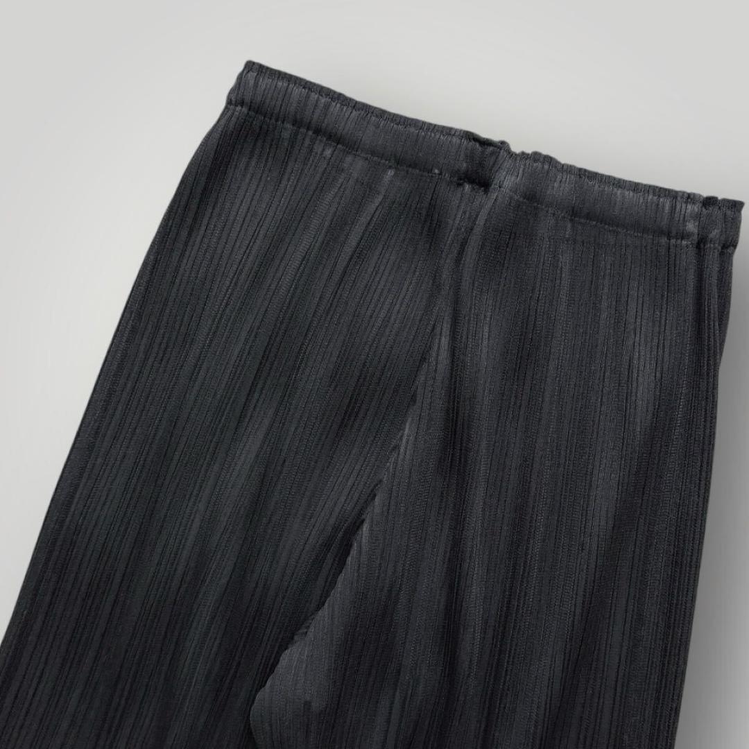 [良品] プリーツプリーズ イッセイミヤケ プリーツパンツ ブラック