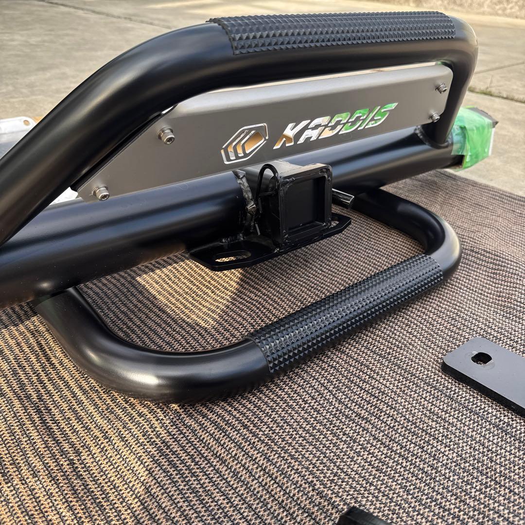 デリカD5現行KADDIS トレイルヒッチpremium ヒッチステップ付き