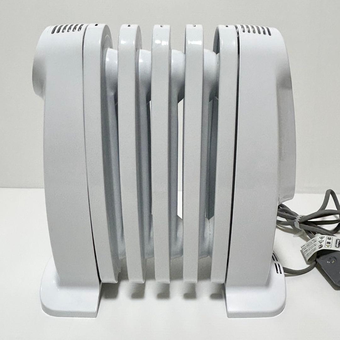 デロンギ　オイルヒーター NJ0505E【1〜3畳用】