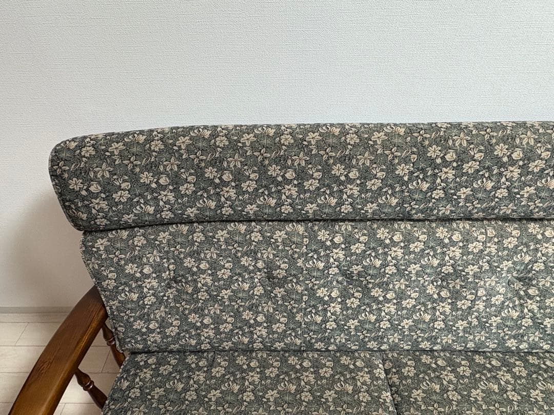 【美品】karimoku 2人掛けソファ 花柄 カリモク コロニアル