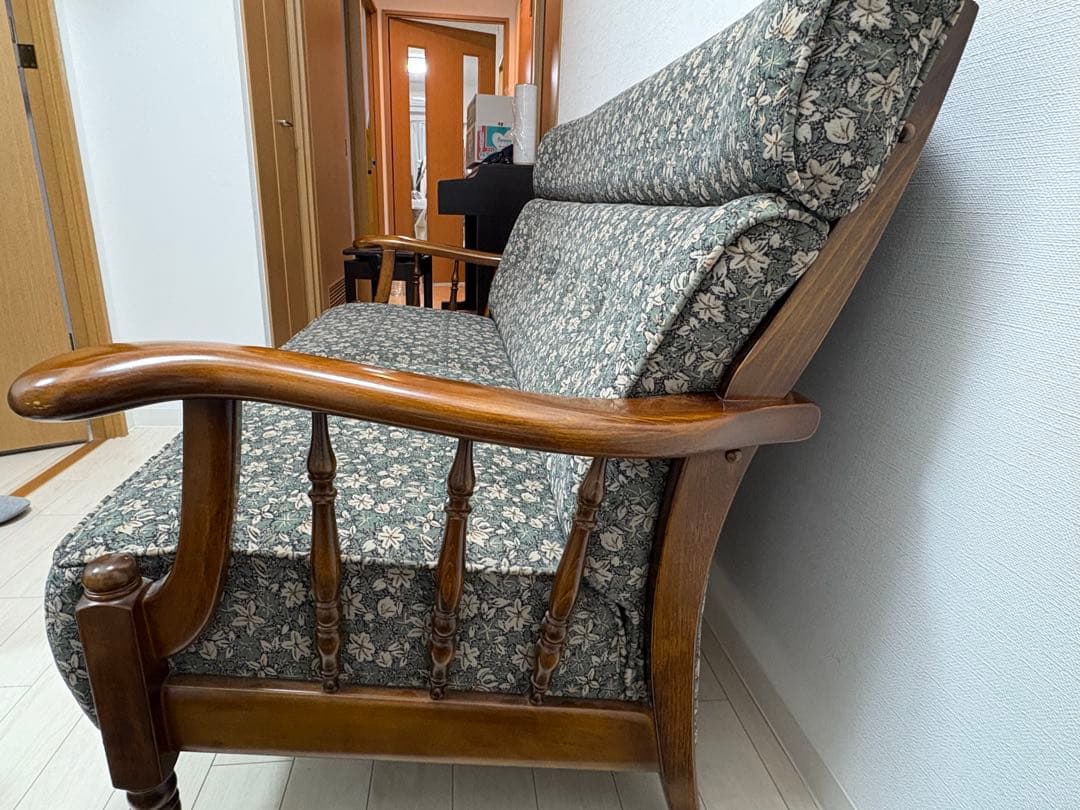 【美品】karimoku 2人掛けソファ 花柄 カリモク コロニアル