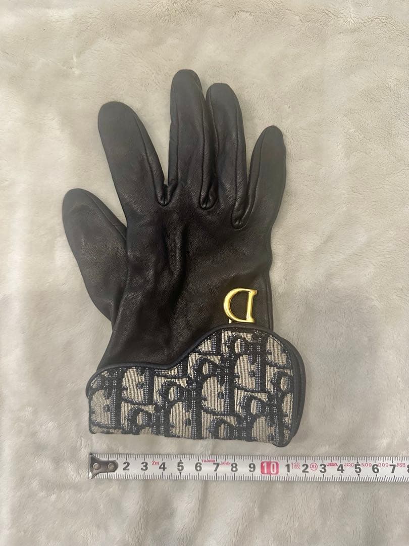 【ゆかりさん専用】DIOR ロゴ付きレザー手袋