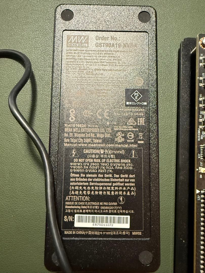 【動作未確認】NVIDIA Jetson TX2 本体、電源アダプター付き