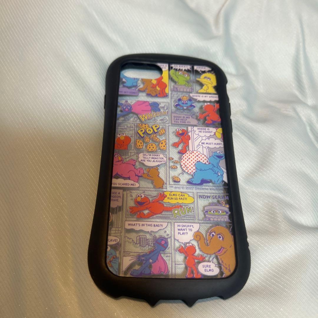 iPhoneケース　鬼滅、ディズニー、ナルト、セサミストリート、トムジェリなど