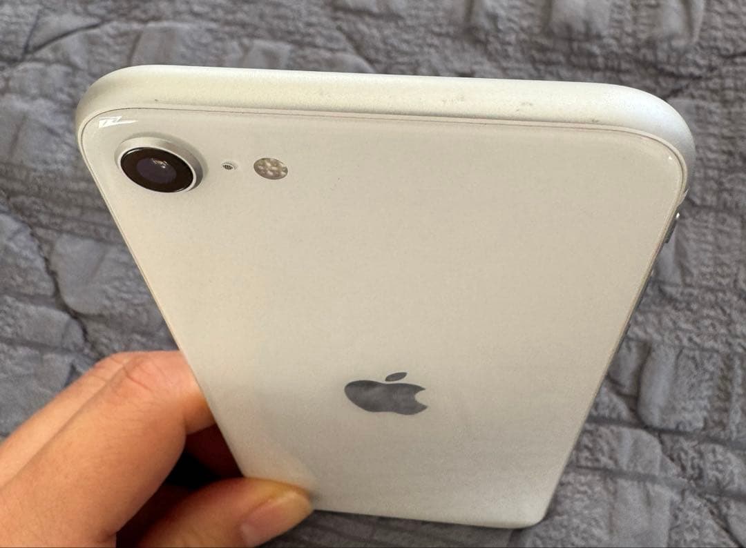 iPhoneSE 第二世代　128GB
