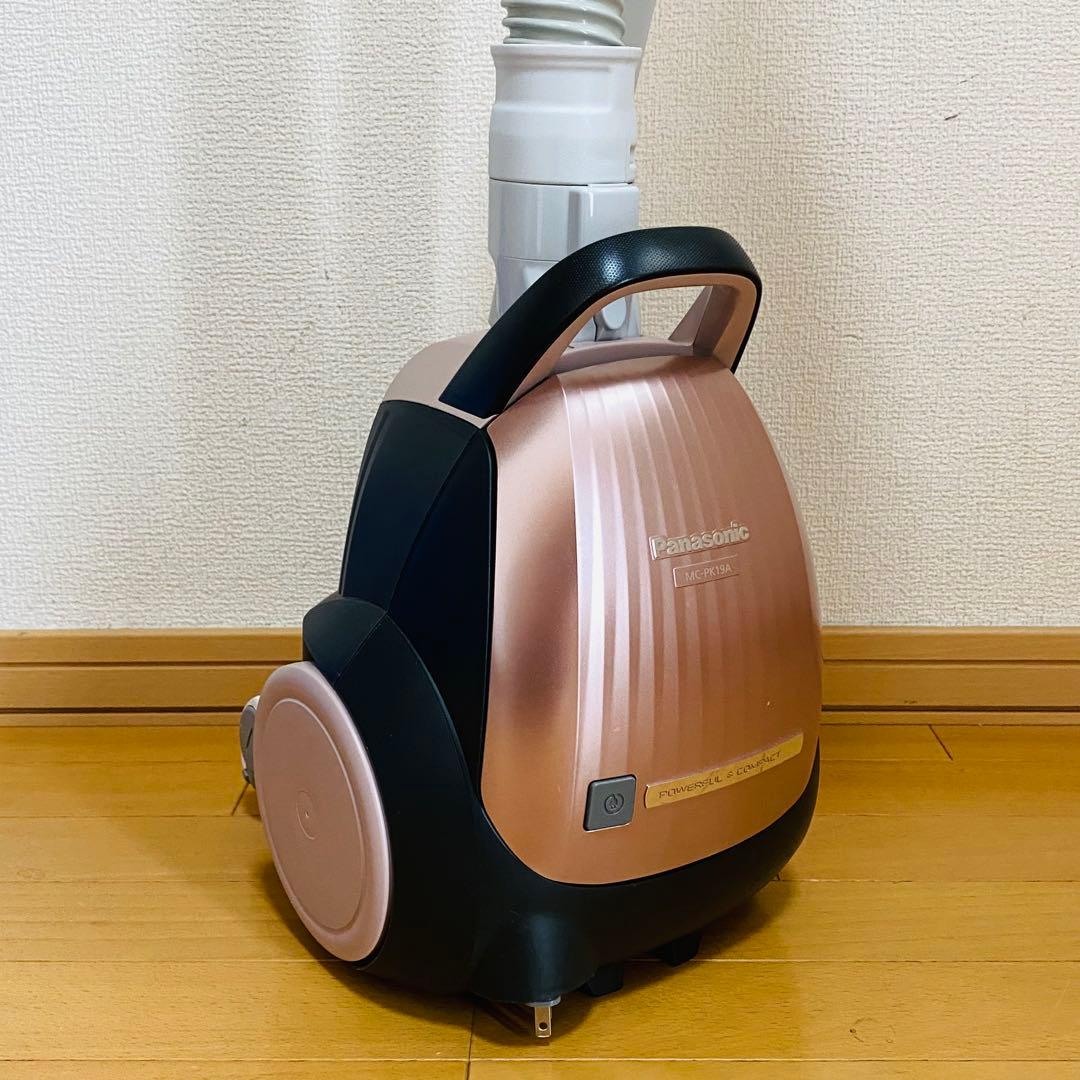 パナソニック 紙パック式掃除機 MC-PK19A-P 2018年製 紙パック付き