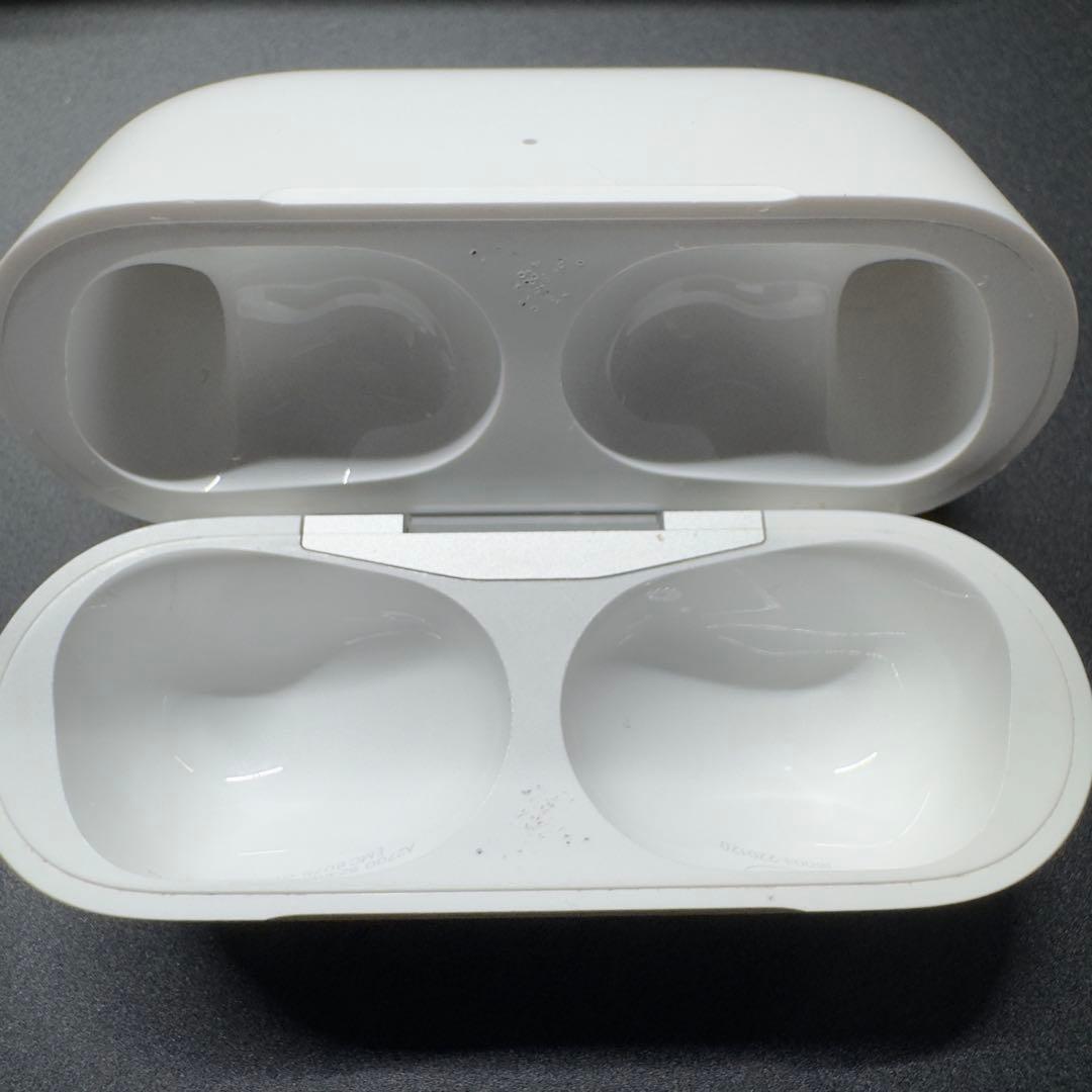 Apple AirPods Pro 第二世代（Lightning端子）