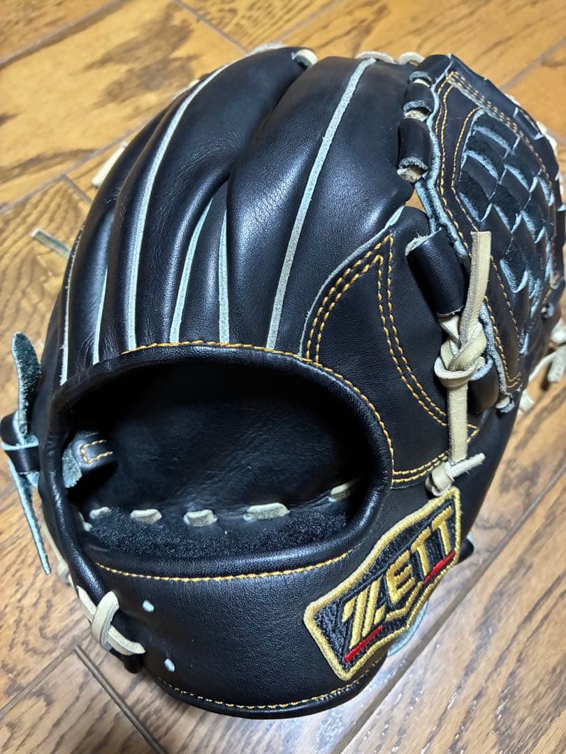 ZETT プロステイタス軟式グローブ 源田仕様　右投げ内野手