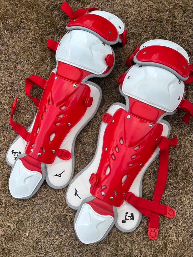 最終値下げ!!ミズノ ソフトボール用キャッチャーレガーズ