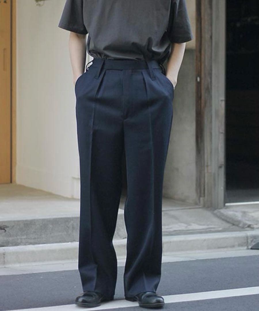 INTÉRIM ヴァージンウールギャバジン 1タック ワイドテーパードスラックス