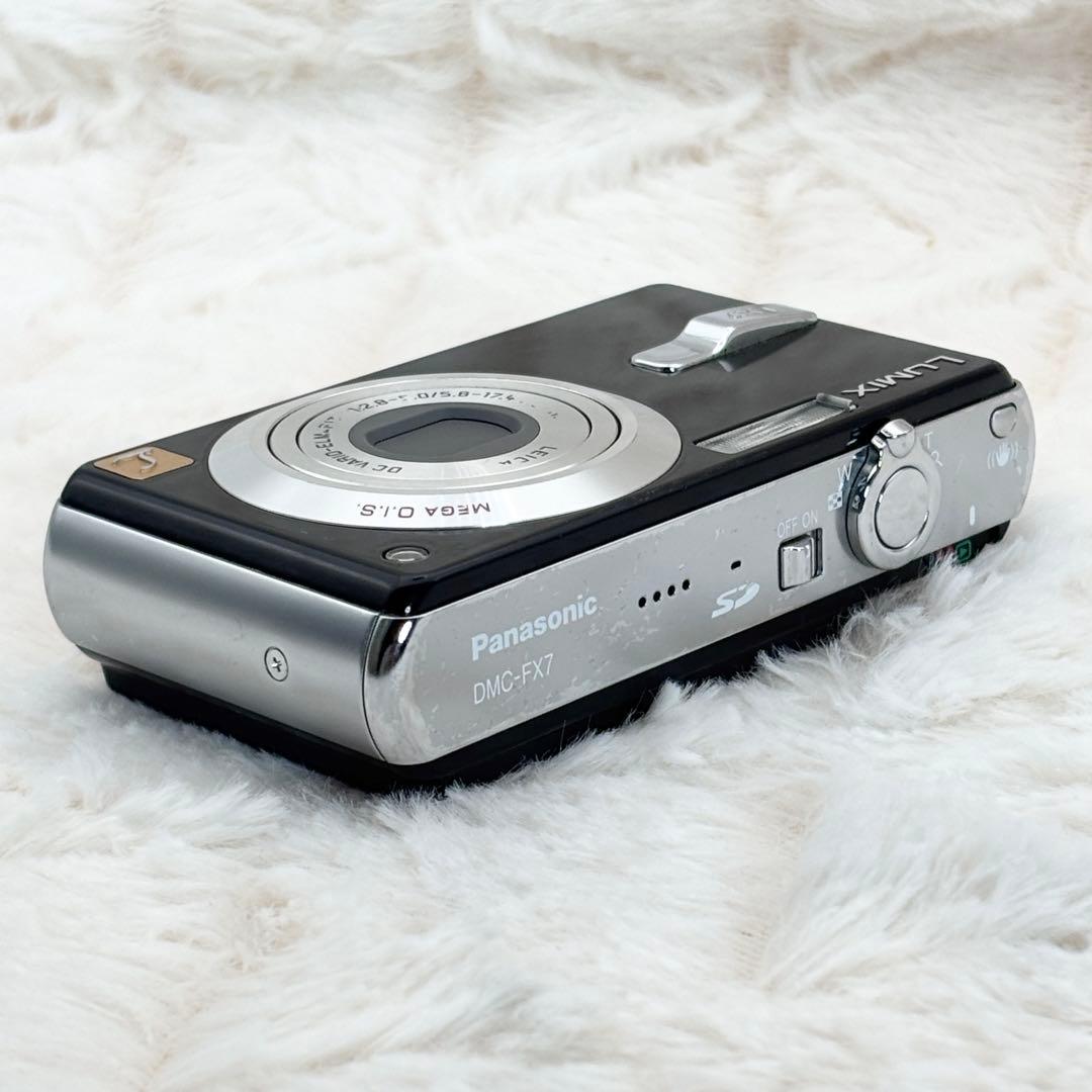 Panasonic LUMIX DMC-FX7 ブラック