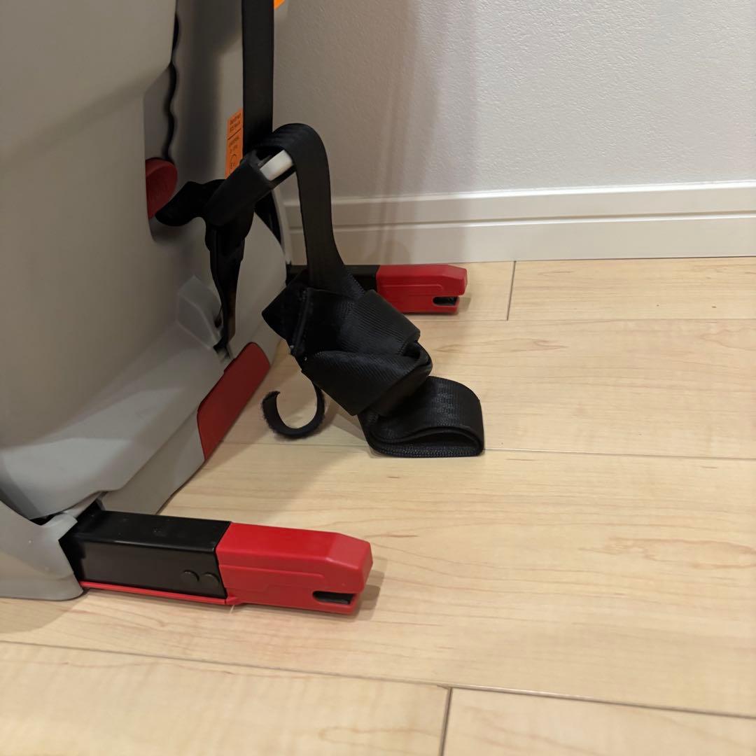  チャイルドシート　ジュニアシート　インパクトシールド付き