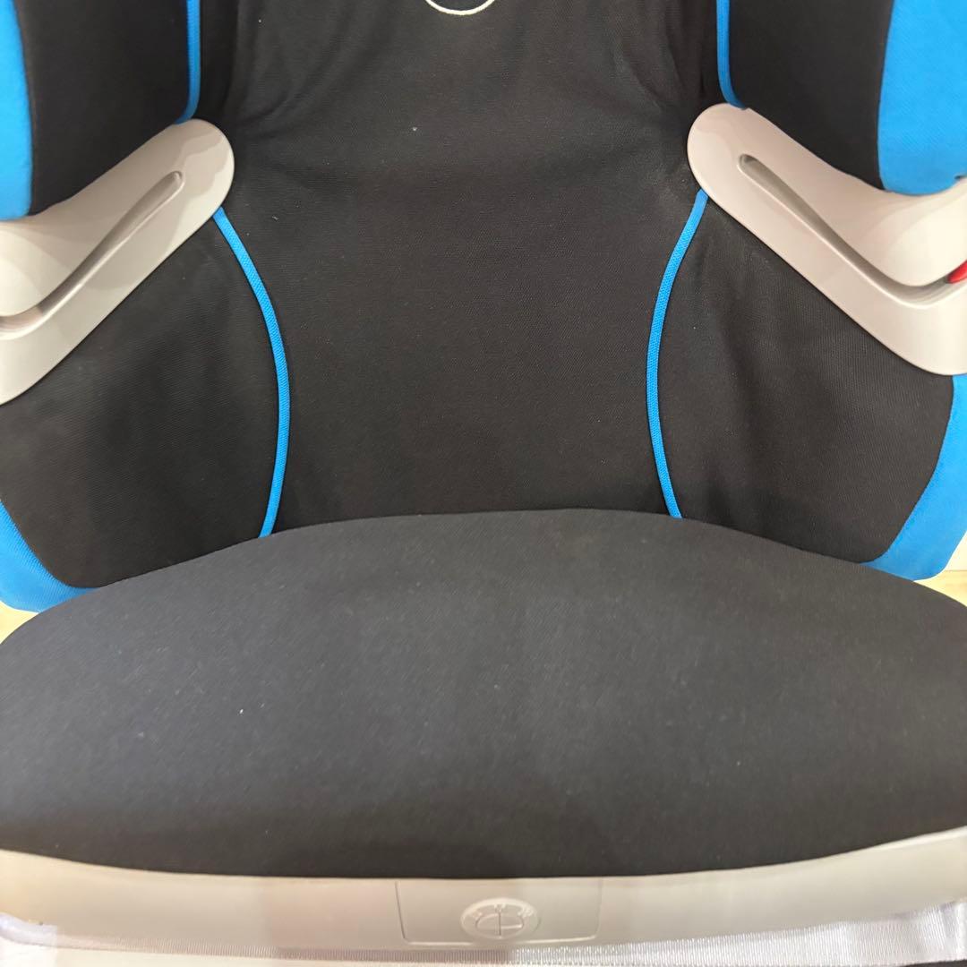  チャイルドシート　ジュニアシート　インパクトシールド付き