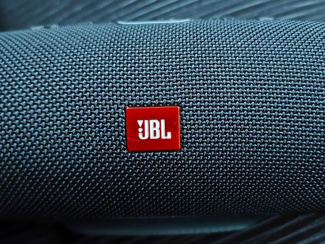 JBL Charge 4 ワイヤレススピーカー ブラック