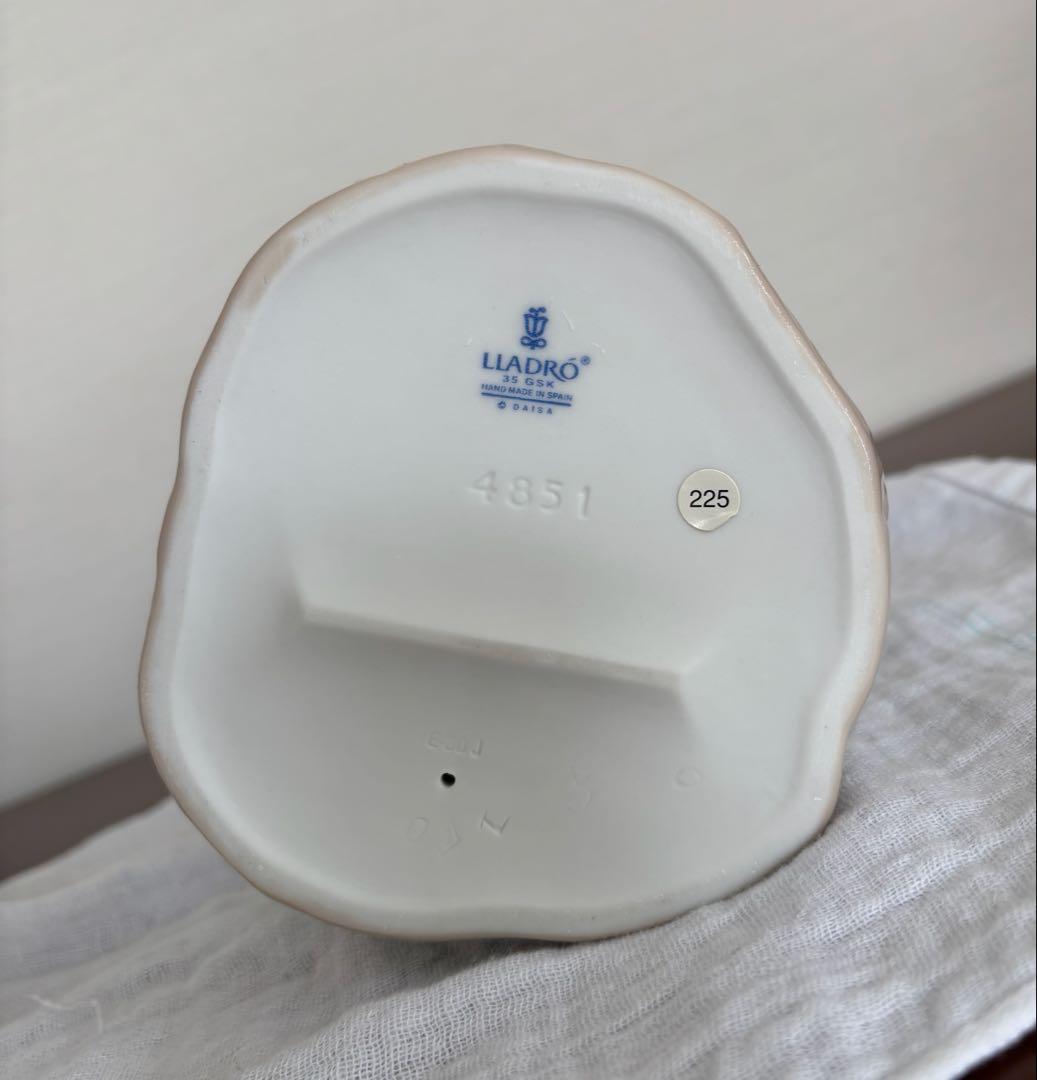 リヤドロ　ゴルフ女性