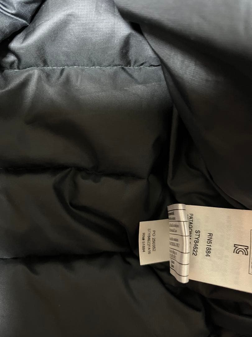 【美品】patagonia ブラック ダウンベスト　メンズサイズM