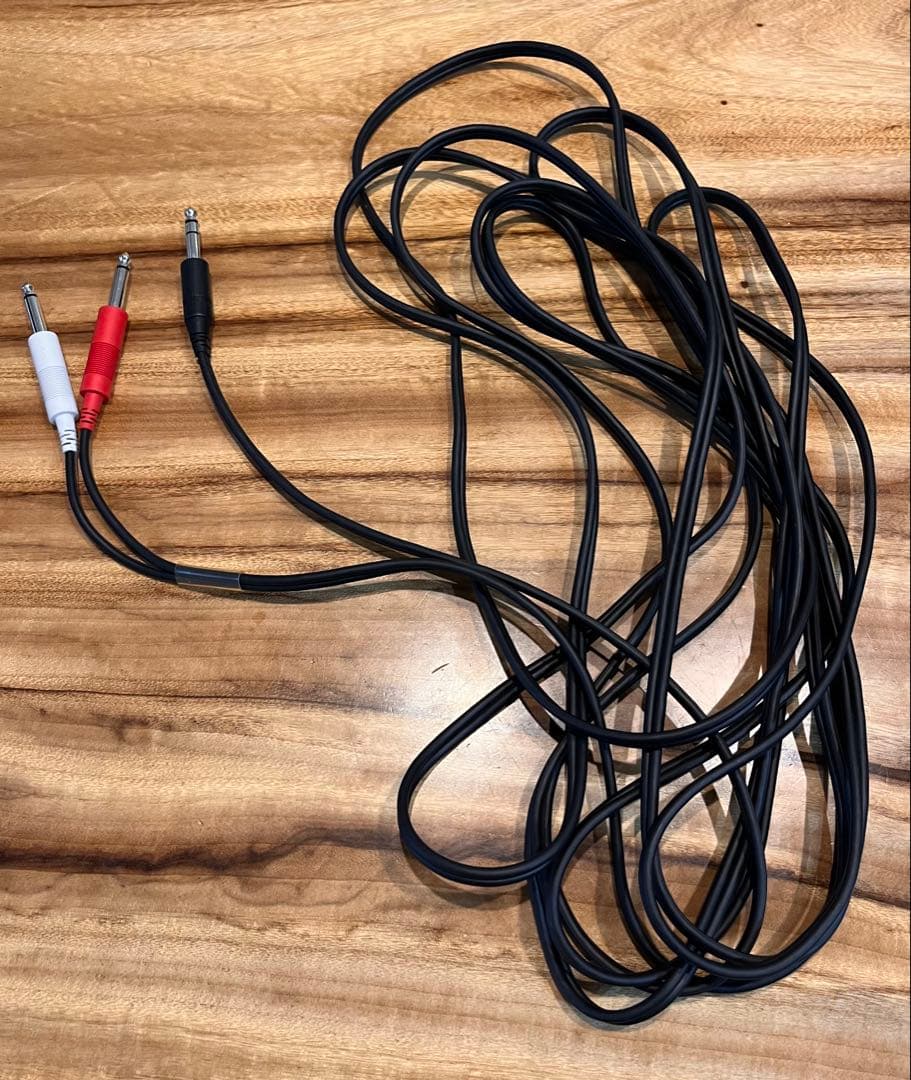 Roland AIRA / VT-4 ボーカル・エフェクター【ケーブル付き】