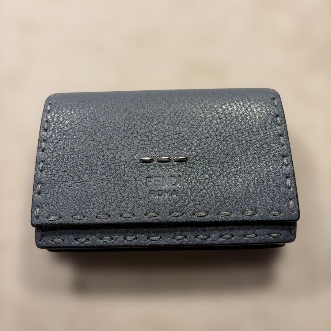 FENDI 名刺入れ