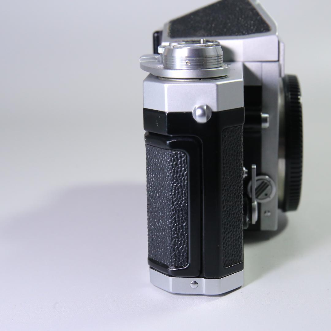 ☆初期モデル☆美品の完全動作 Nikon F アイレベル　＃338