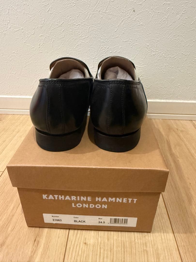 KATHARINE HAMNETT ブラックスリッポン 31663