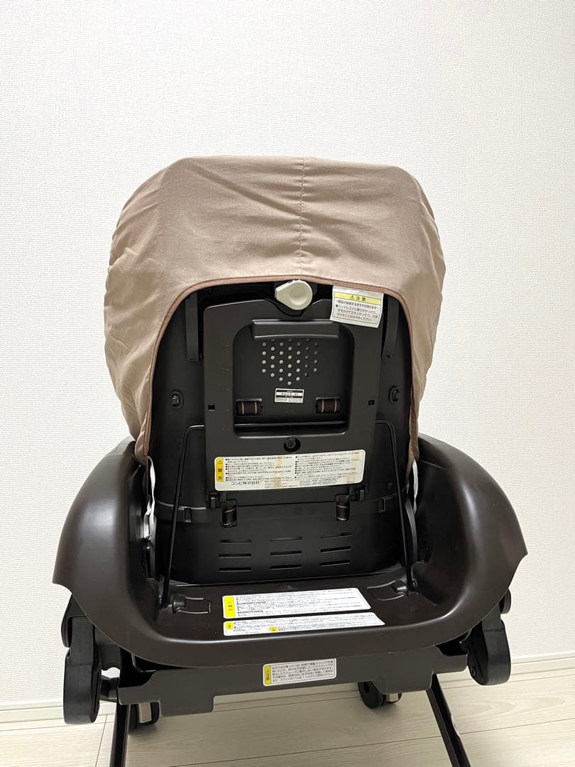 Combi コンビ ネムリラAT 新生児 自動 ハイローチェア