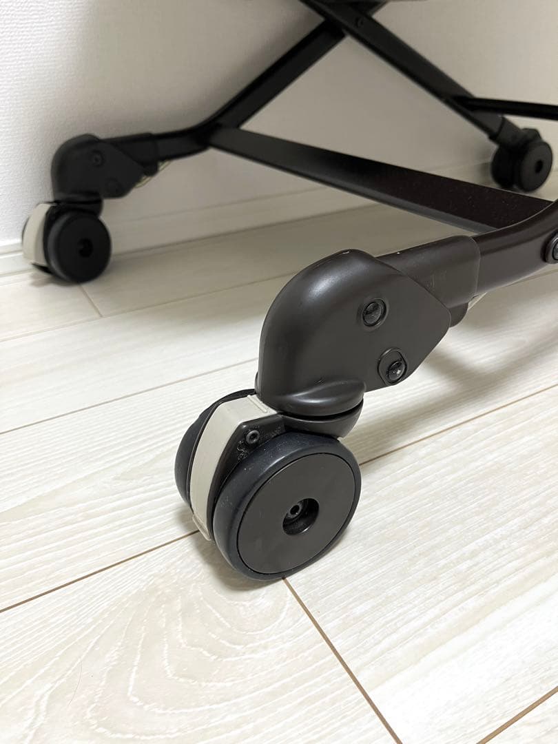 Combi コンビ ネムリラAT 新生児 自動 ハイローチェア