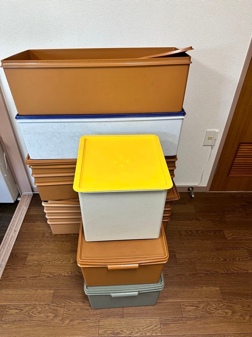 【バラ売り可】タッパーウエアー　収納ボックス　衣装ケース