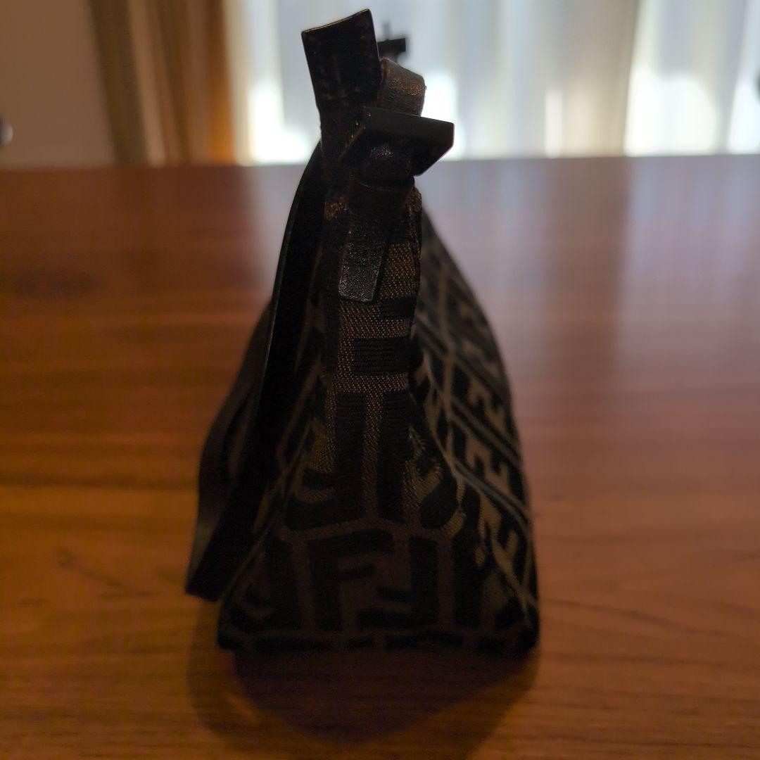 FENDI フェンディ ズッキーノ ワンショルダーバッグ