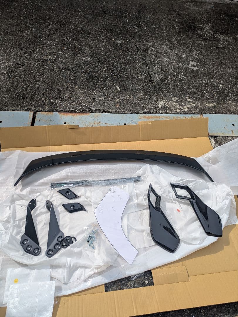 シビック FL1 23年モデル　ウイングスポイラー