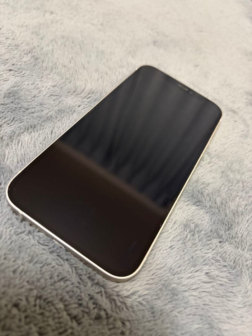 Apple iPhone 12 ホワイト 256GB SIMロック解除済みコード