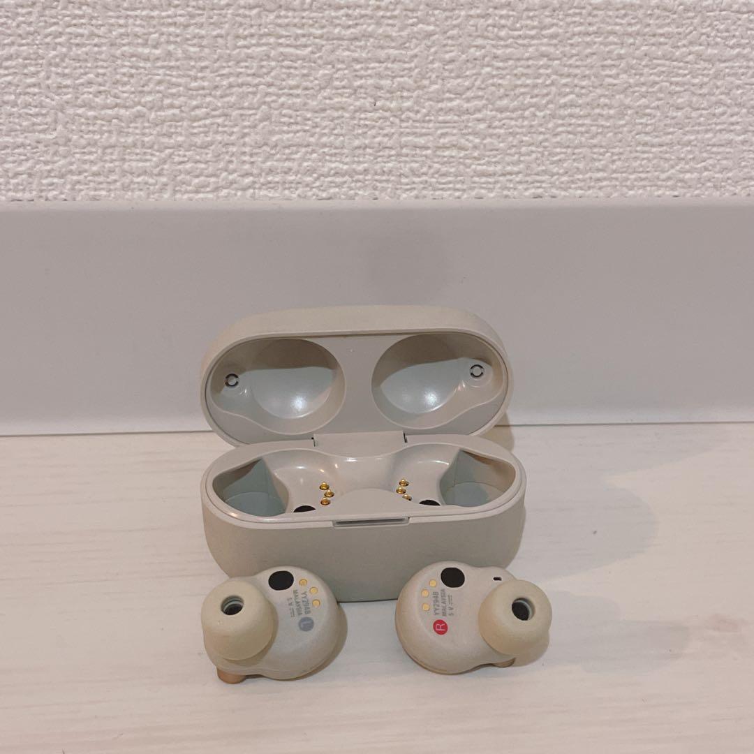 【美品】SONY WF-1000XM4 プラチナシルバー